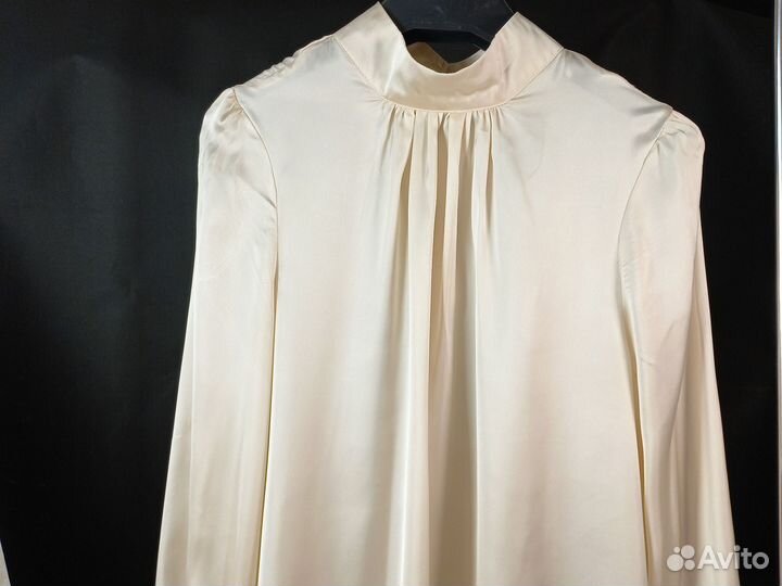 Блузка бежевая летняя. 44 46