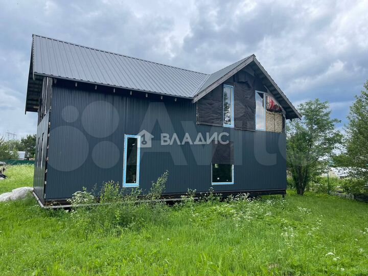 Дом 200 м² на участке 13,2 сот.