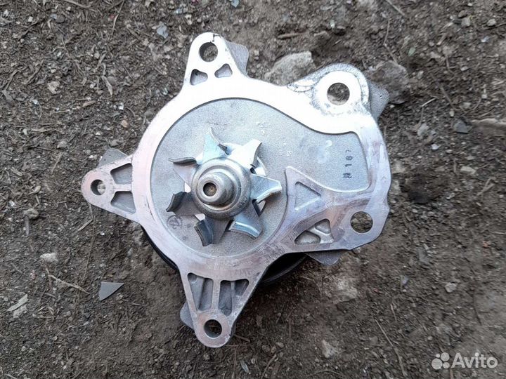 Помпа тойота королла е180 1zr fe