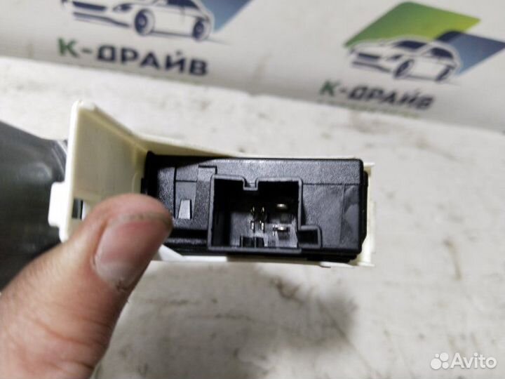 Audi Q7 задний правый Audi Q7 легковой универсал 4