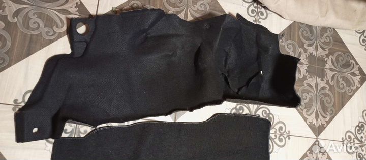 Обшивка и ковер багажника Ауди 80 Б4