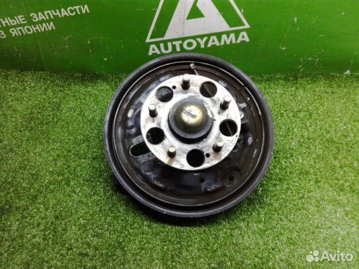 Ступица задняя левая Honda Stream RN1 D17A