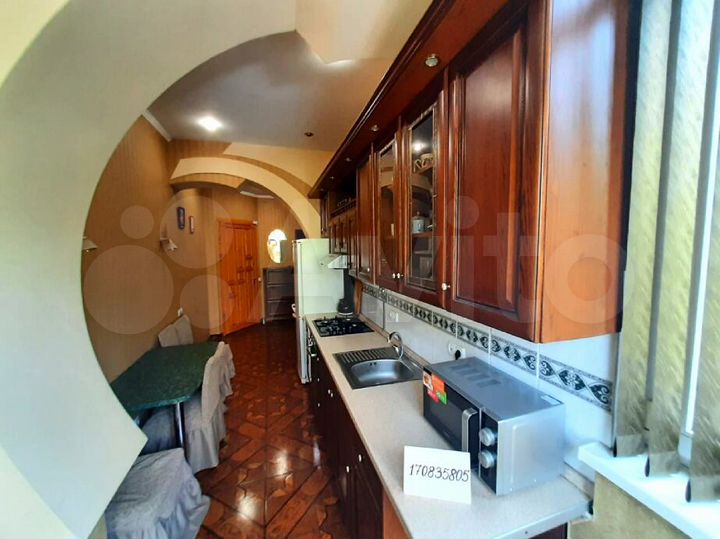 2-к. квартира, 75 м², 2/3 эт.