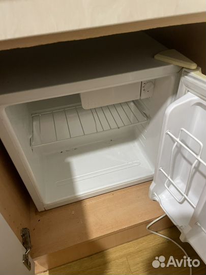 Холодильник бу маленький