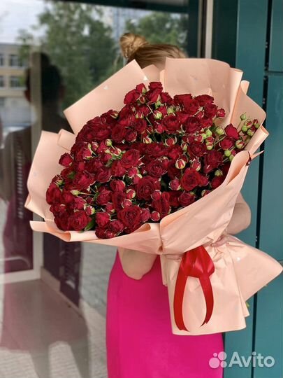 Роза кустовая букет