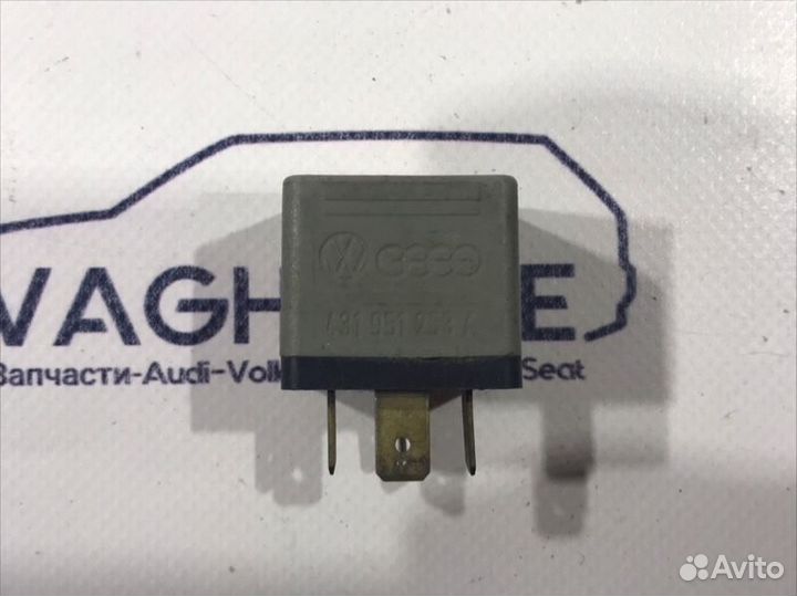 Реле Audi 100 1994