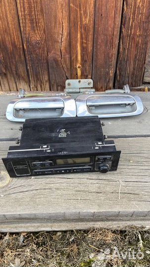 Продам штатный магнитофон с Toyota Crown 151