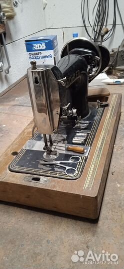 Швейная машинка кехлер