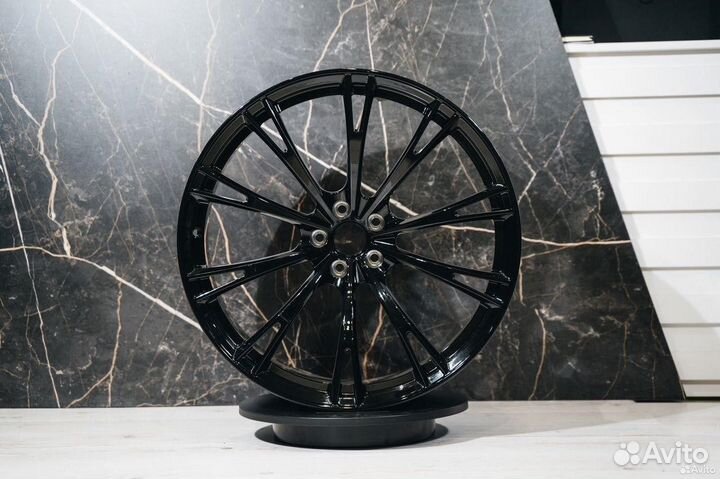 Кованные диски R22 Audi Q8