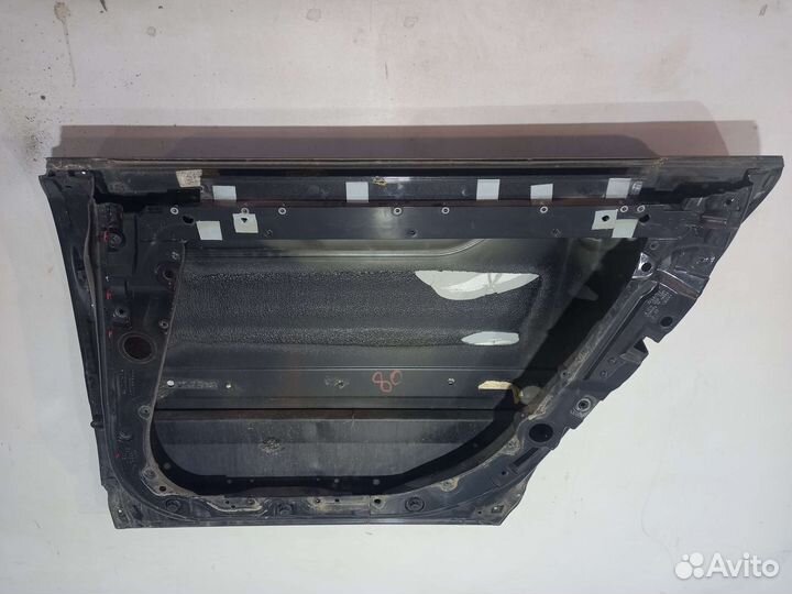 Битая дверь задняя правая ауди а8 audi s8