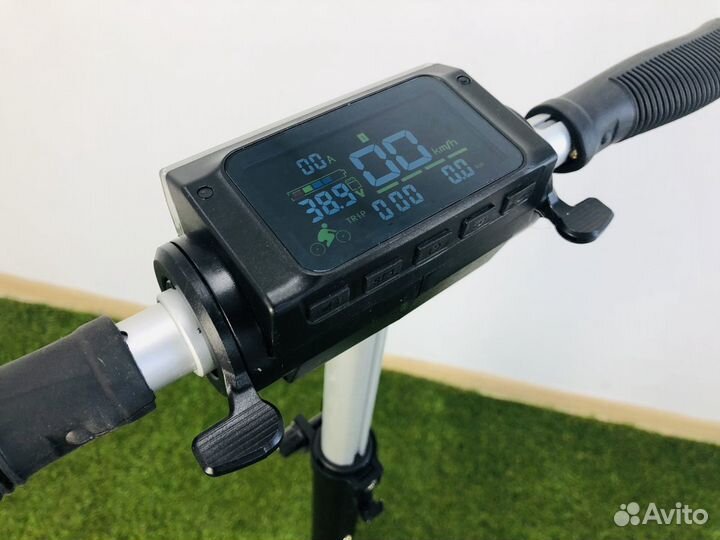 Электросамокат новый