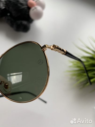 Солнцезащитные очки mercedes benz