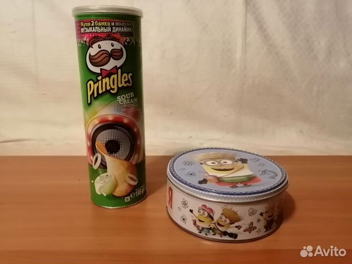 Карточки, фишки, бакуганы, гадкий Я, скрепыши