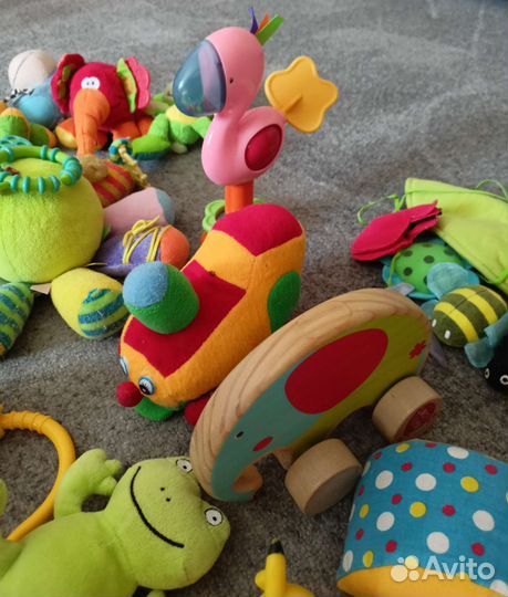 Детские развивающие игрушки