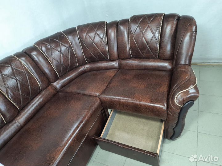 Угловой диван