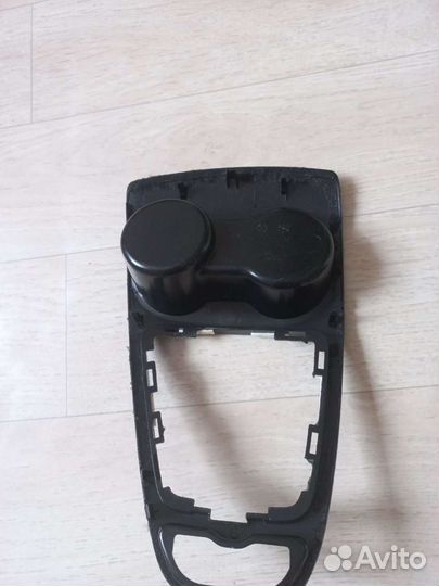 Подстаканник лада веста