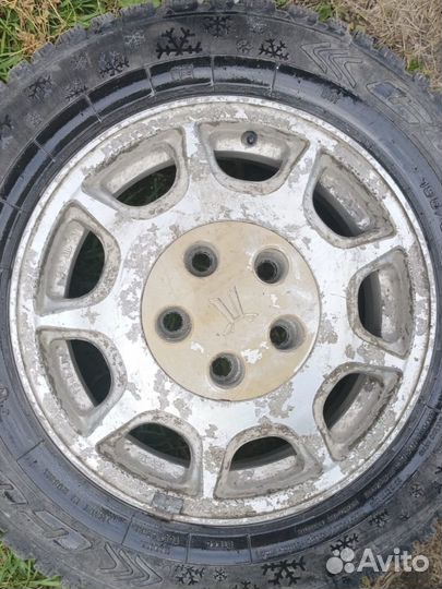 Комплект колес r15 с зимней резиной
