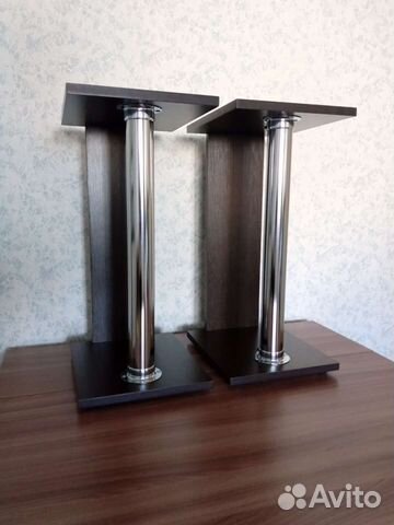 Напольные стойки для акустических систем