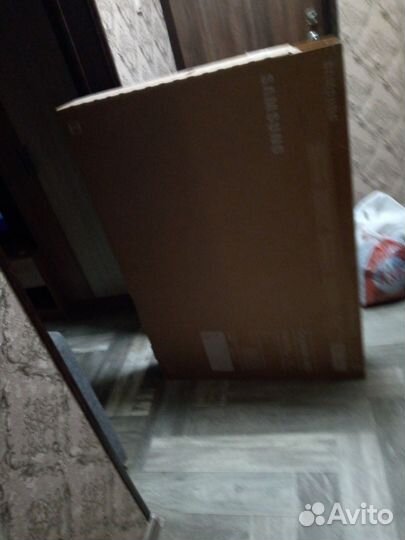 Коробка из под телевизора