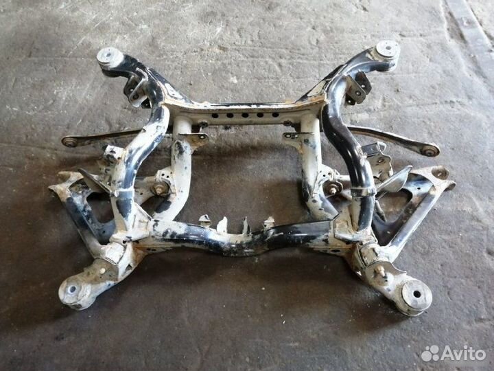 Подрамник задний Porsche Cayenne 955