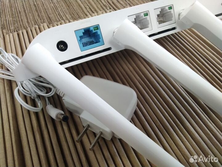 Wi-Fi роутер Xiaomi Mi Wi-Fi Router 3A