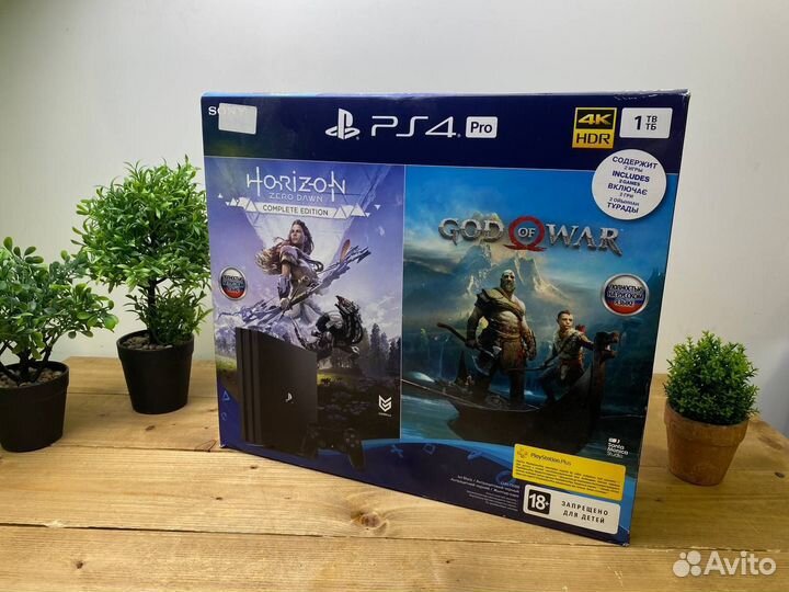 PS4 Pro 1Tb + 2 Геймпада