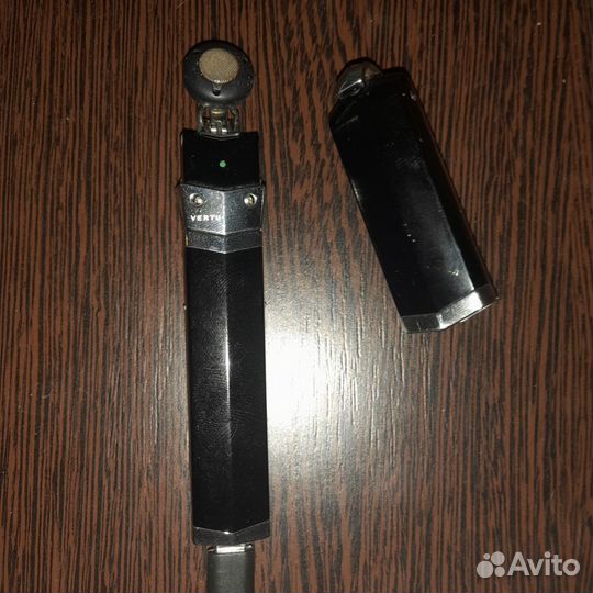 Bluetooth гарнитура vertu