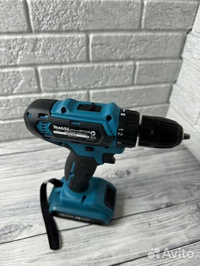 Шуруповерт makita 18v