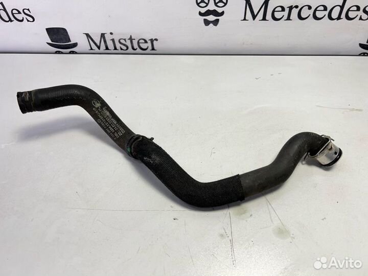 Патрубок системы охлаждения Mercedes-Benz C-Class
