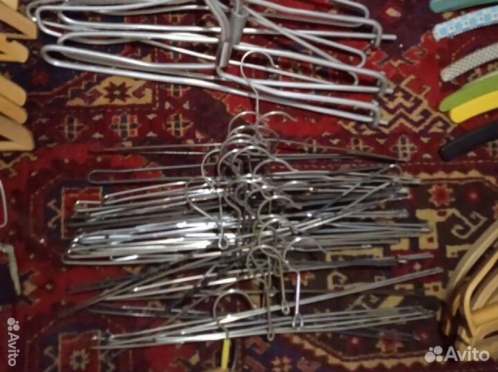 Вешалки редкие металл (ретро)