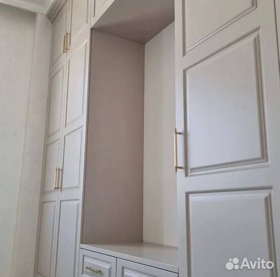 Шкаф распашной новый