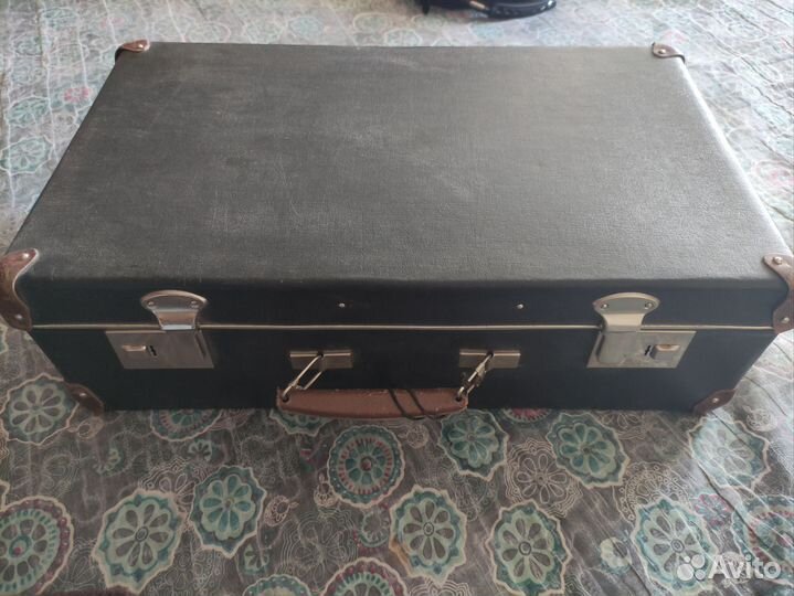 Чемодан раритет реквизит