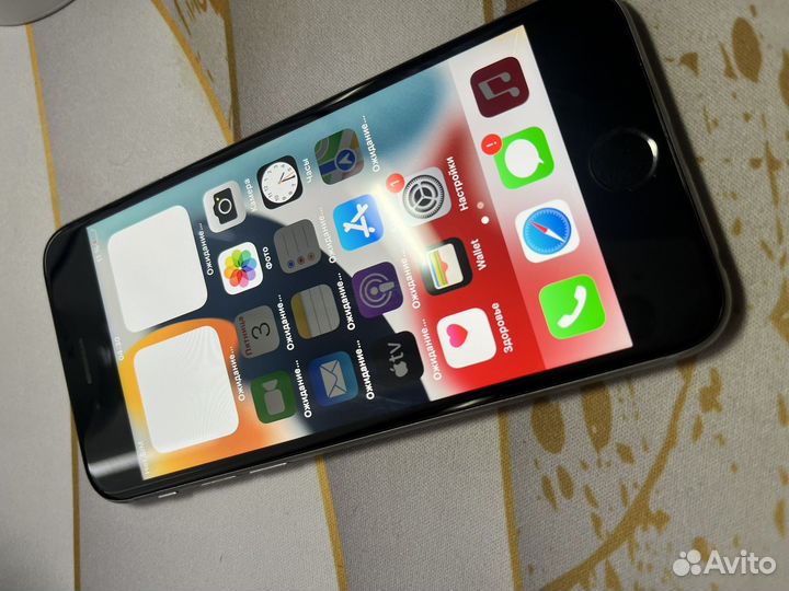 iPhone 6S, 32 ГБ