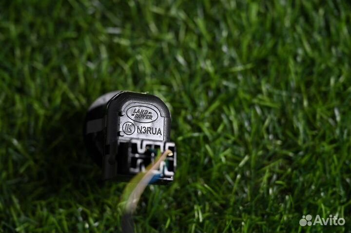 Кнопка регулировки рулевой колонки Land Rover