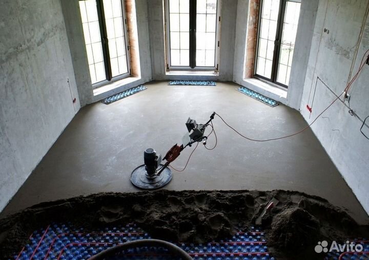 Полусухая стяжка пола в офисе