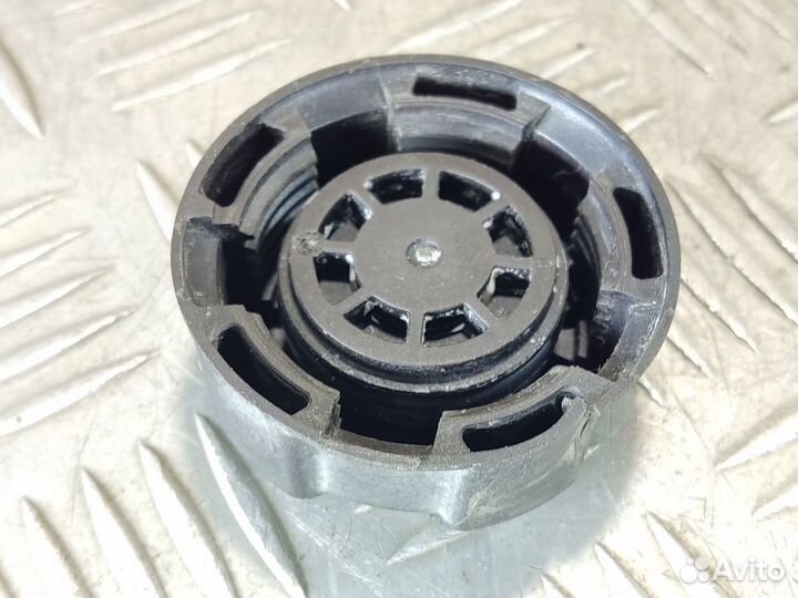 Крышка Bmw 6 2011-2017