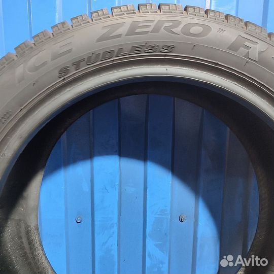 Pirelli Ice Zero FR 205/50 R17