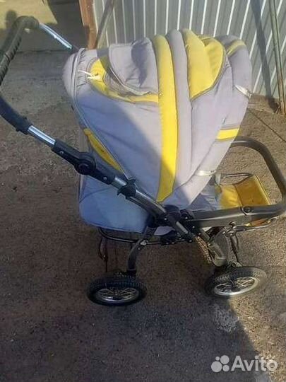 Детская коляска 3 в 1