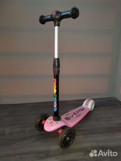 Самокат детский трехколесный