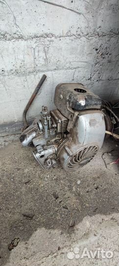 Двигатель от мотороллера муравей