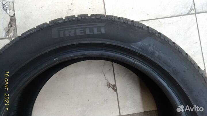 Pirelli Sottozero Winter 240 225/50 R17 и 225/50 R17 94H