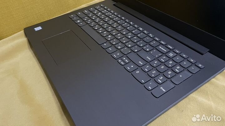 Быстрый Lenovo сост отл/slim 15,6/i3/8/ssd+hdd