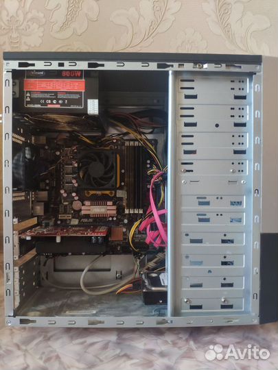 Компьютер системный блок