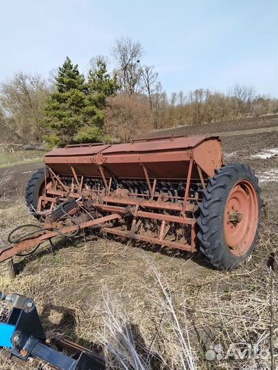 Продам сеялку