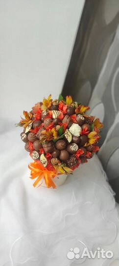 Съедобные букеты из конфет. Вкусные подарки