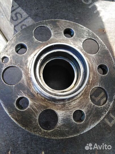 Ступица передняя мерседес с 204