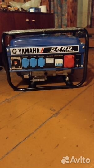 Бензиновый генератор