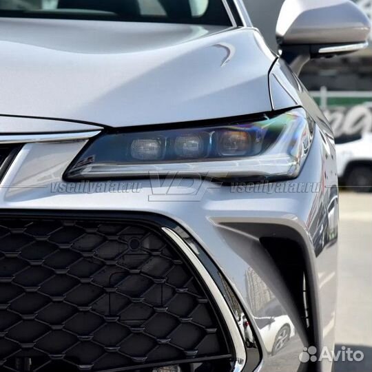 Стекло для фары Toyota Avalon (2022-2023) Левое
