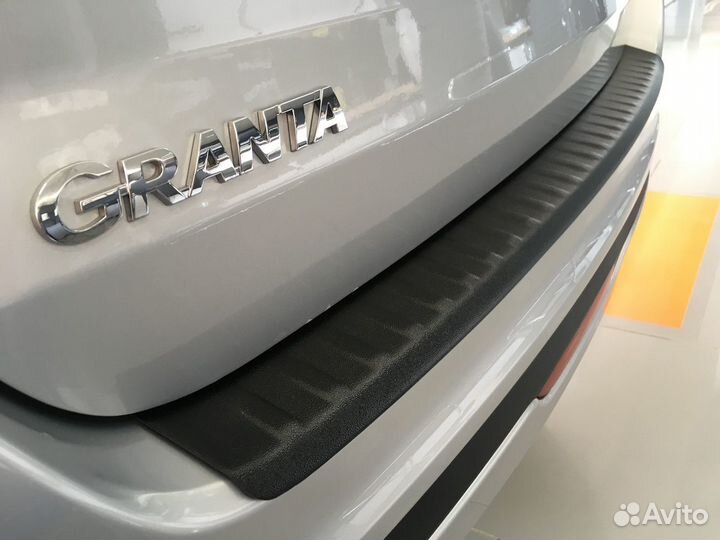 Накладка на задний бампер LADA Granta (FL) лифтбэк