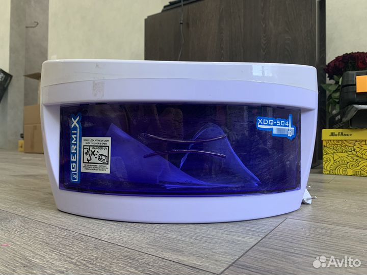 Стерилизатор для расчесок парикмахерский